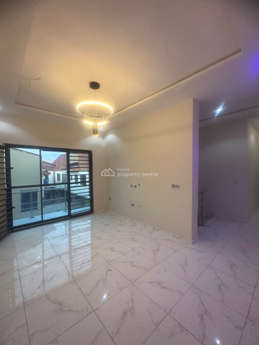 Lovely 4 Bedroom Semi Detached Duplex Wt Bq, Lekki Phase 1, Lekki, Lagos, Semi-detached Duplex for Rent