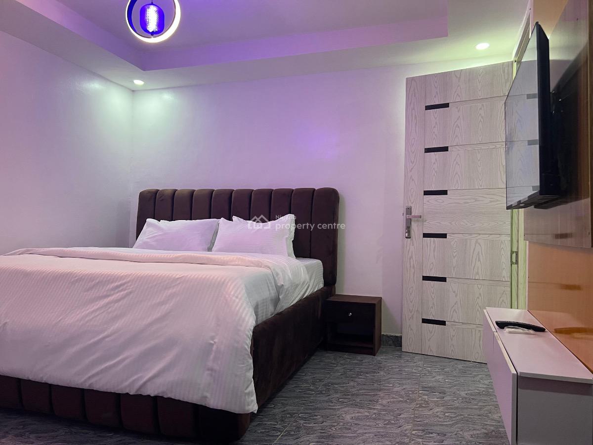 Luxurious and Good Furnished 3 Bedroom Apartment, Lekki, Lagos, Flat / Apartment for Sale