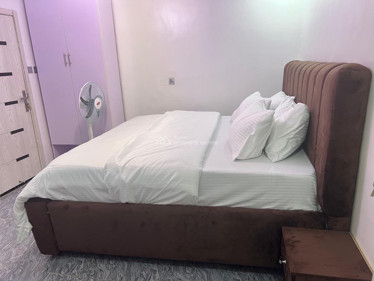 Luxurious and Good Furnished 3 Bedroom Apartment, Lekki, Lagos, Flat / Apartment for Sale