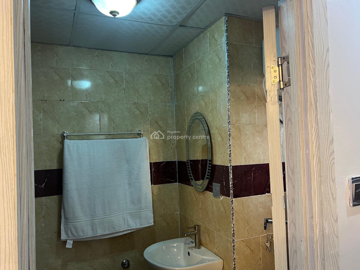 Luxurious and Good Furnished 3 Bedroom Apartment, Lekki, Lagos, Flat / Apartment for Sale