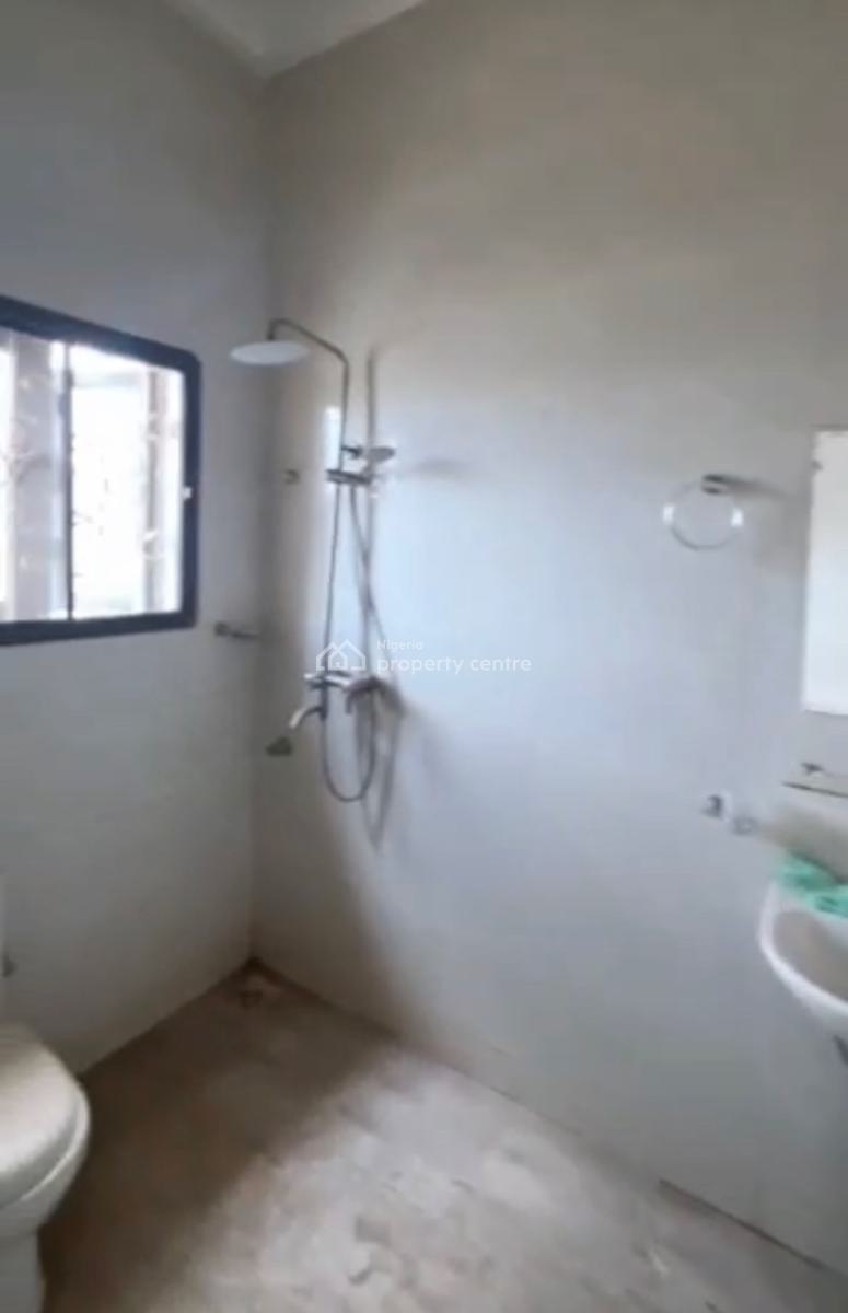 Super Clean Spacious 3 Bedroom Flat, Ground Floor, Jahi Gilmore( Tarred Rd), Jahi, Abuja, Flat / Apartment for Rent