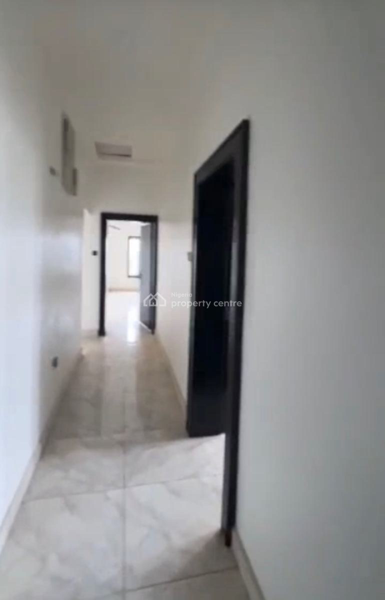 Super Clean Spacious 3 Bedroom Flat, Ground Floor, Jahi Gilmore( Tarred Rd), Jahi, Abuja, Flat / Apartment for Rent