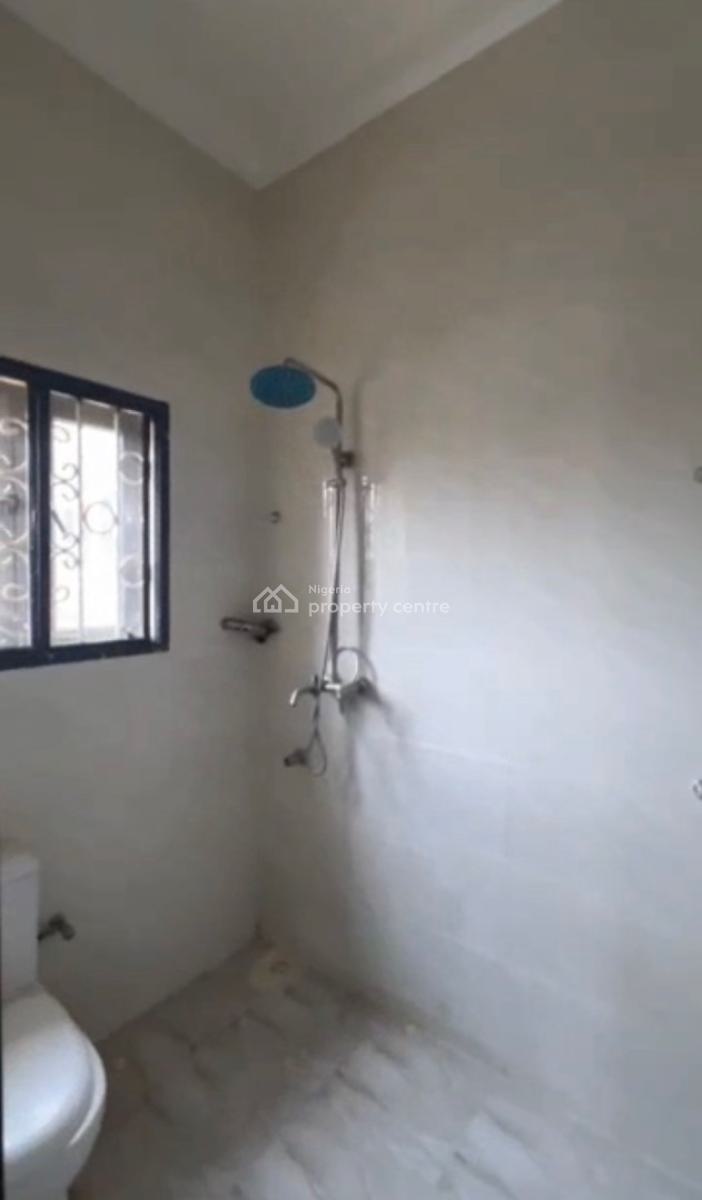 Super Clean Spacious 3 Bedroom Flat, Ground Floor, Jahi Gilmore( Tarred Rd), Jahi, Abuja, Flat / Apartment for Rent