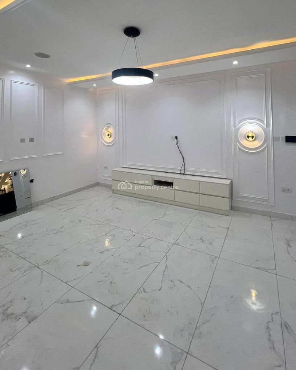 Exquisite 4 Bedroom Maisonette with Swimming Pool, Gym, Lekki Phase 1, Lekki, Lagos, Flat / Apartment for Sale