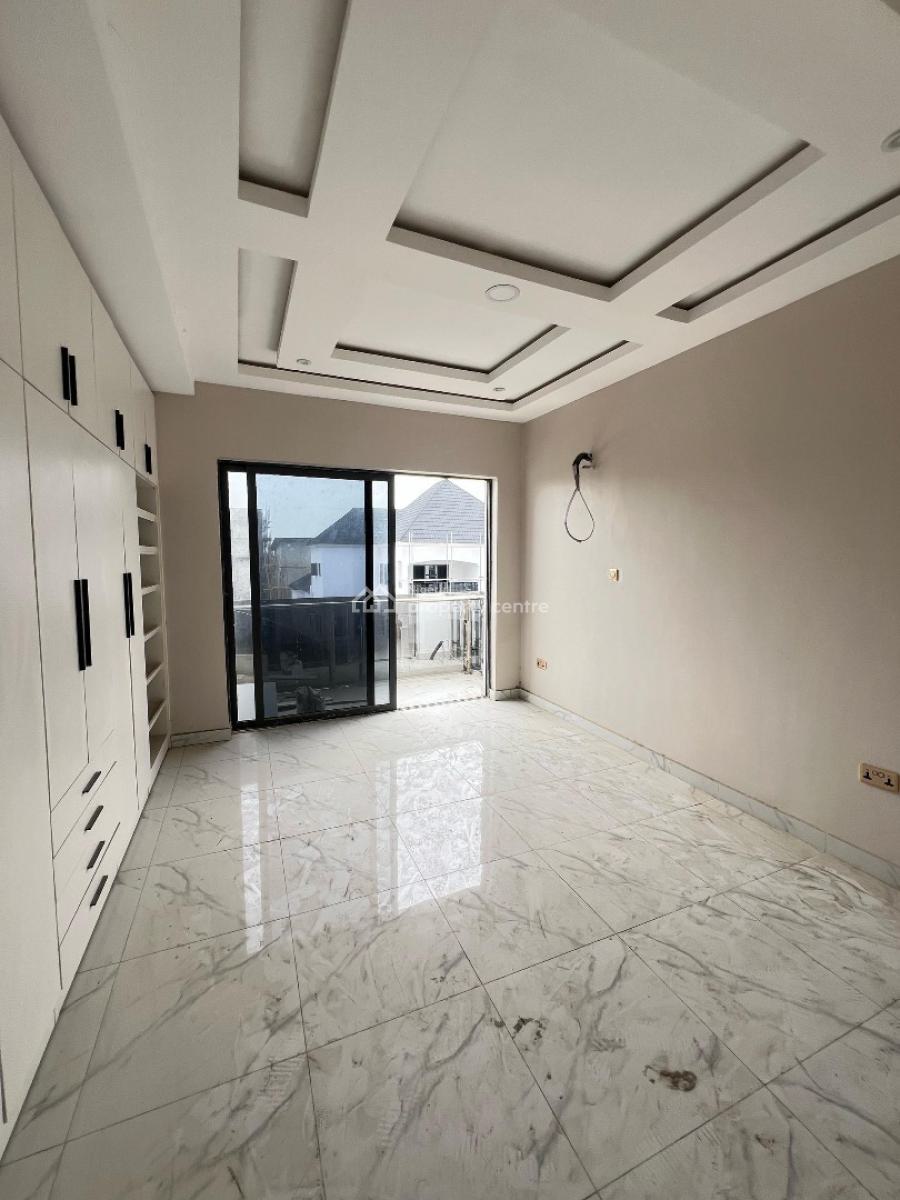 Exquisite 2 Bedroom Apartment with an Open Plan Kitchen and Elevator, Lekki Phase 1, Lekki, Lagos, Flat / Apartment for Sale