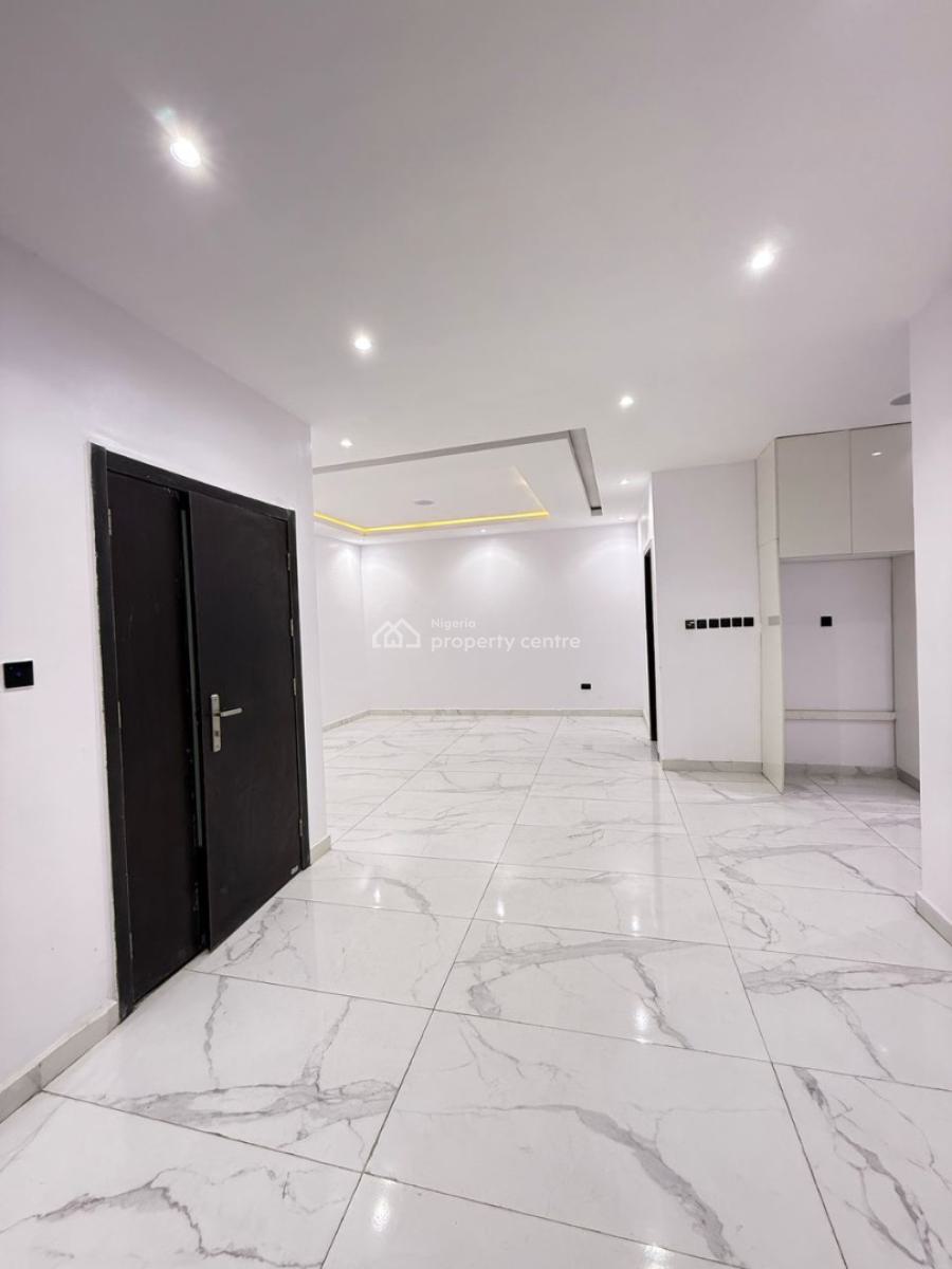 Stunning 2 Bedroom Apartment with All Rooms Ensuite and Spacious, Lekki Phase 1, Lekki, Lagos, Flat / Apartment for Sale