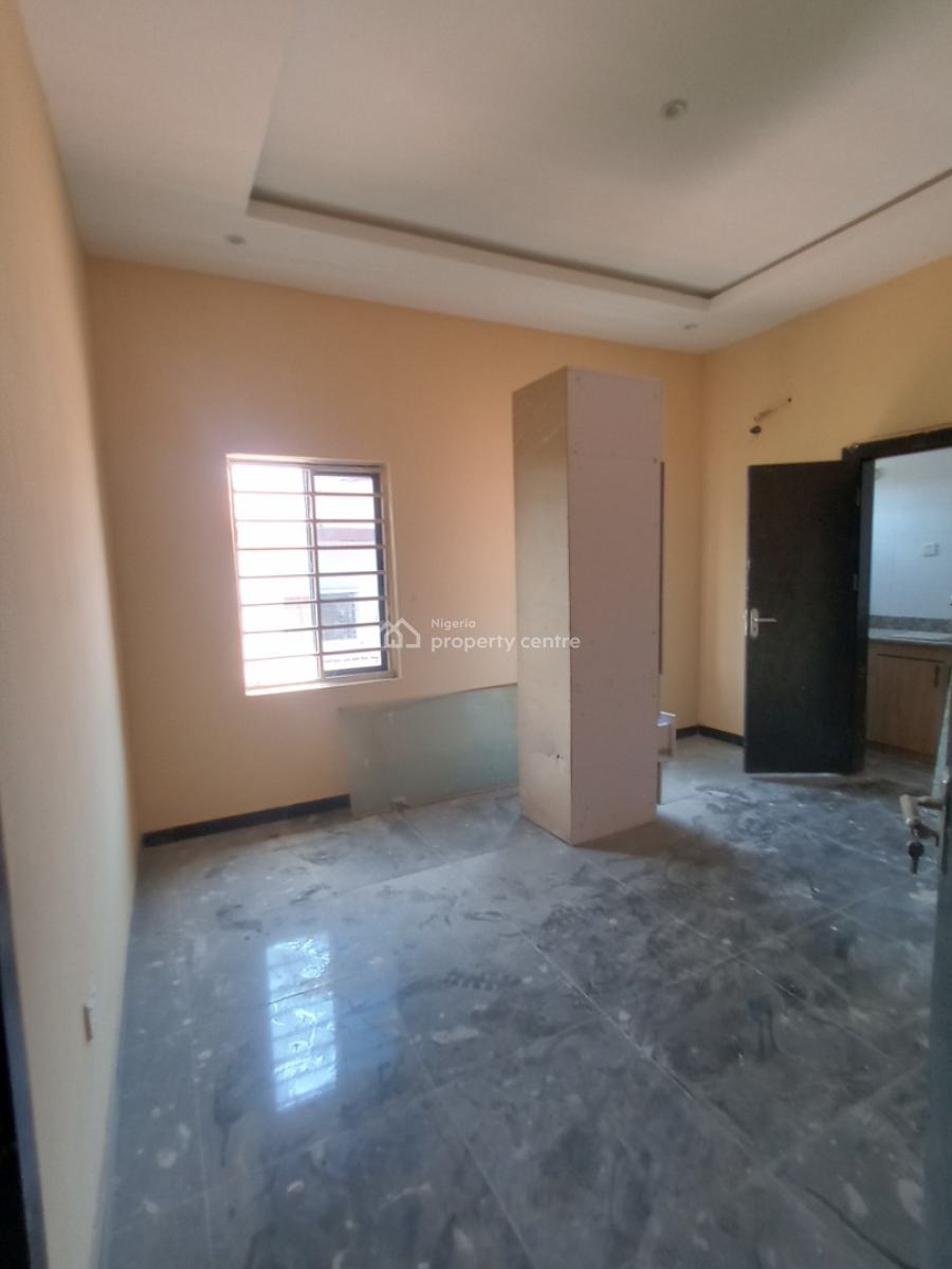 a Very Specious Room and Palour Mini Flat, Alpha Beach Road ( New Road), Lekki, Lagos, Mini Flat (room and Parlour) for Rent
