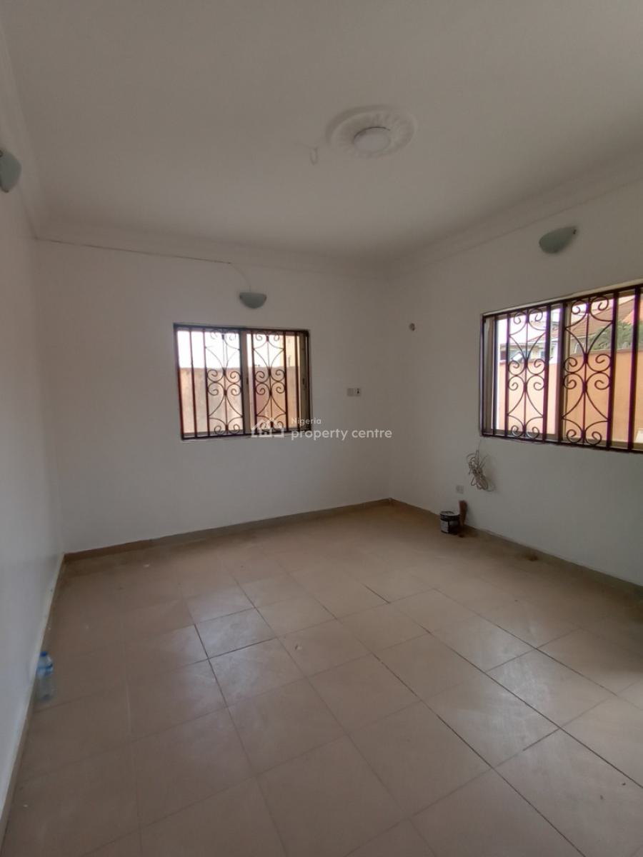 a Very Specious Room and Palour Mini Flat, Alpha Beach Road ( New Road), Lekki, Lagos, Mini Flat (room and Parlour) for Rent