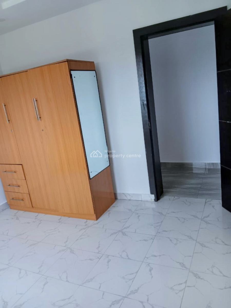 Modern Secured 3 Bedroom Apartment with 24hrs Power Supply, Fara Park Estate, Sangotedo, Ajah, Lagos, Flat / Apartment for Rent