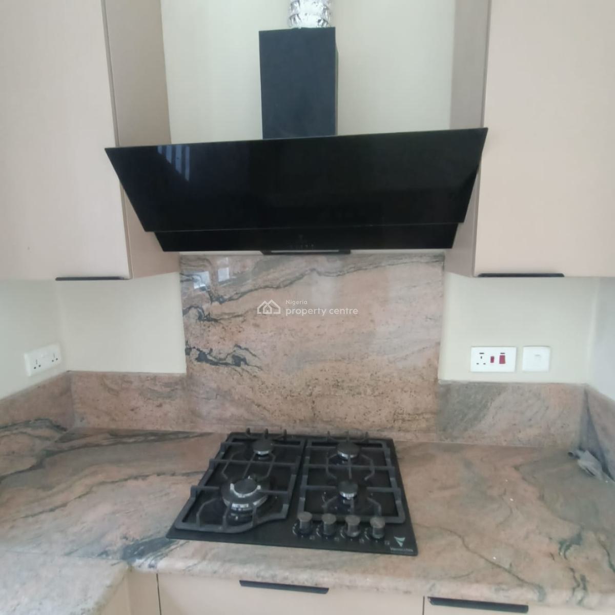 3 Bedroom with Bq, Yaba, Lagos, Flat / Apartment for Sale