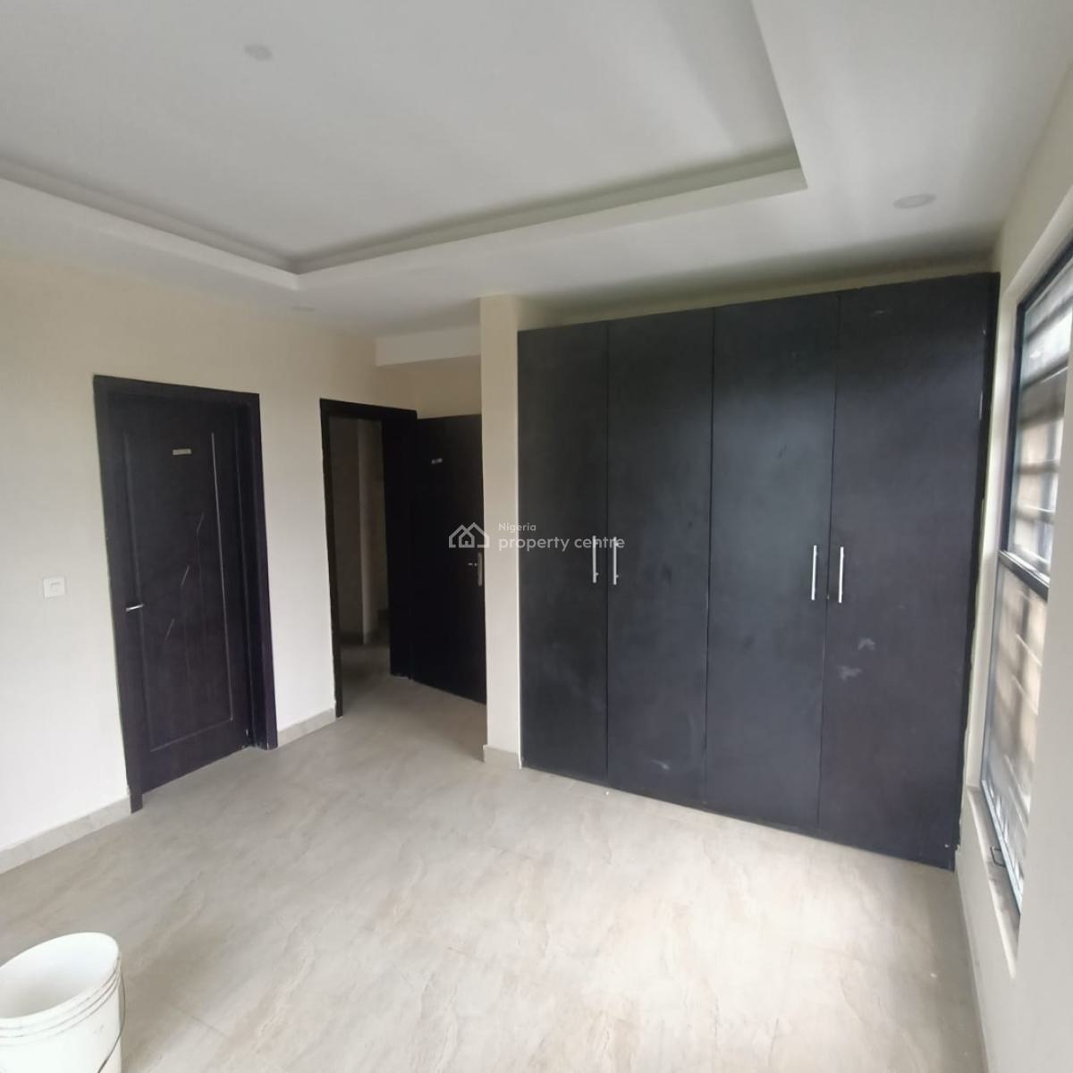 3 Bedroom with Bq, Yaba, Lagos, Flat / Apartment for Sale