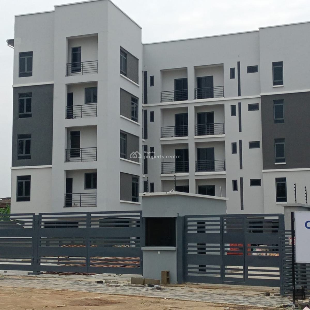3 Bedroom with Bq, Yaba, Lagos, Flat / Apartment for Sale