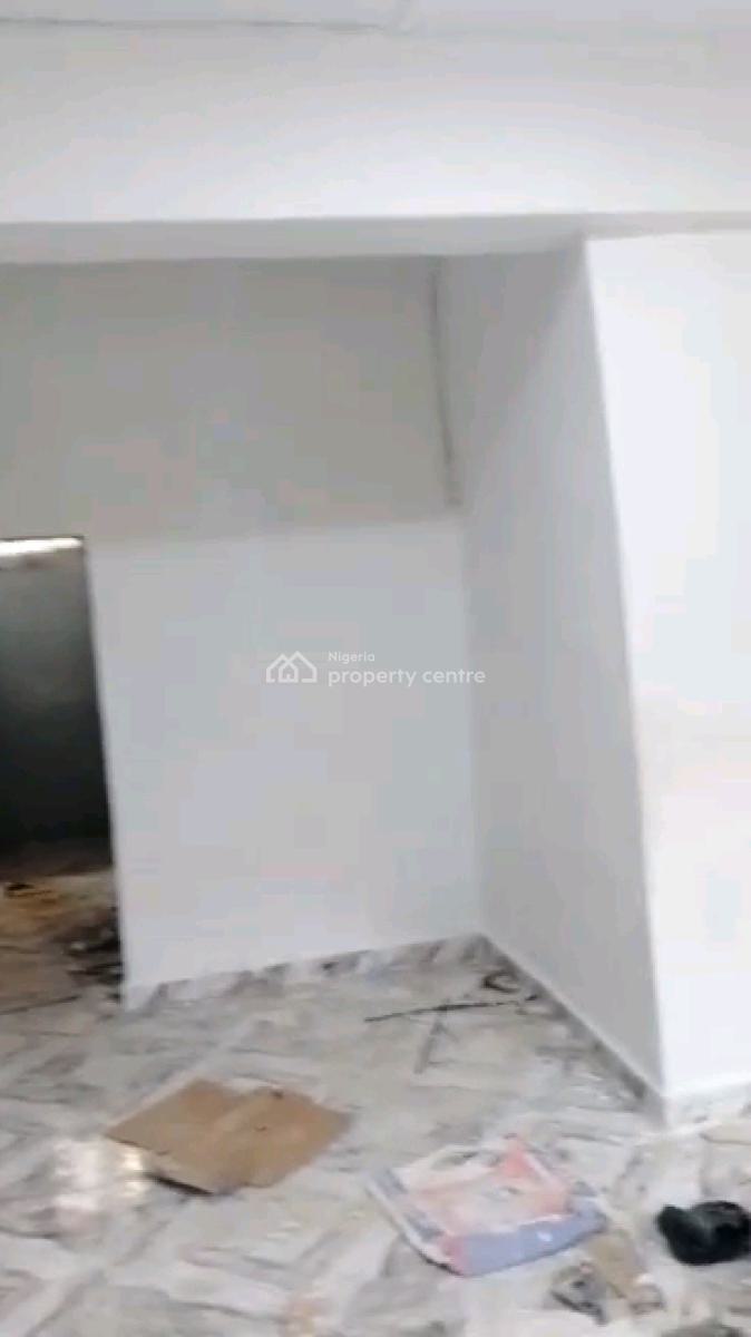 Newly Renovated Mini Flat, Tejuosho Road, Ojuelegba, Surulere, Lagos, Mini Flat (room and Parlour) for Rent