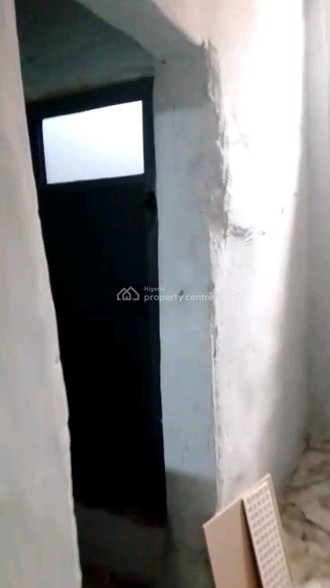 Newly Renovated Mini Flat, Tejuosho Road, Ojuelegba, Surulere, Lagos, Mini Flat (room and Parlour) for Rent