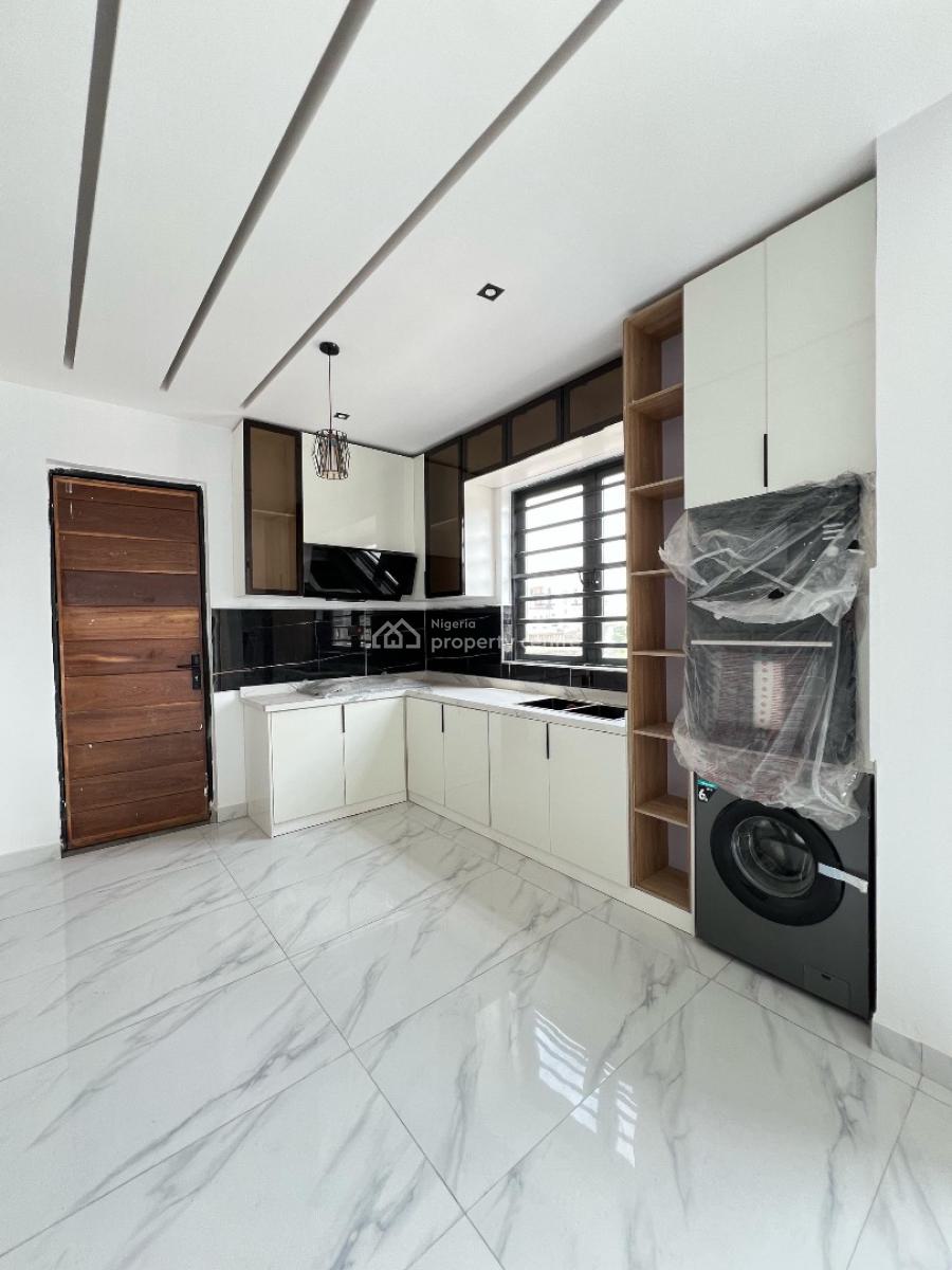 Contemporary 2 Bedroom Apartment with Swimming Pool, Gym and Elevator, Ikate Elegushi, Lekki, Lagos, Flat / Apartment for Sale