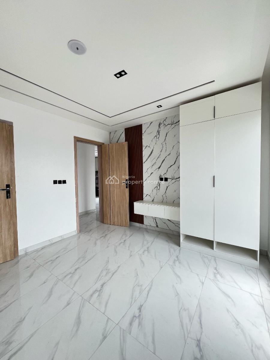 Contemporary 2 Bedroom Apartment with Swimming Pool, Gym and Elevator, Ikate Elegushi, Lekki, Lagos, Flat / Apartment for Sale
