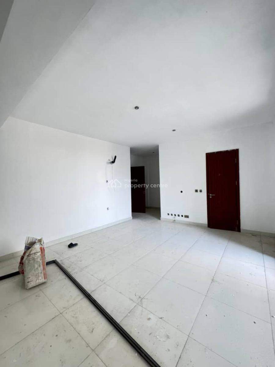 2bedroom Massionate in Lekki Phase 1, Richmond Pear Estate Ikate Lekki Phase 1, Lekki, Lagos, Terraced Duplex for Rent
