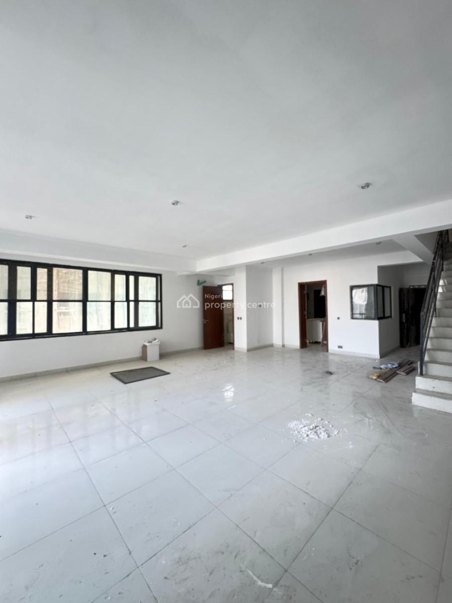 2bedroom Massionate in Lekki Phase 1, Richmond Pear Estate Ikate Lekki Phase 1, Lekki, Lagos, Terraced Duplex for Rent