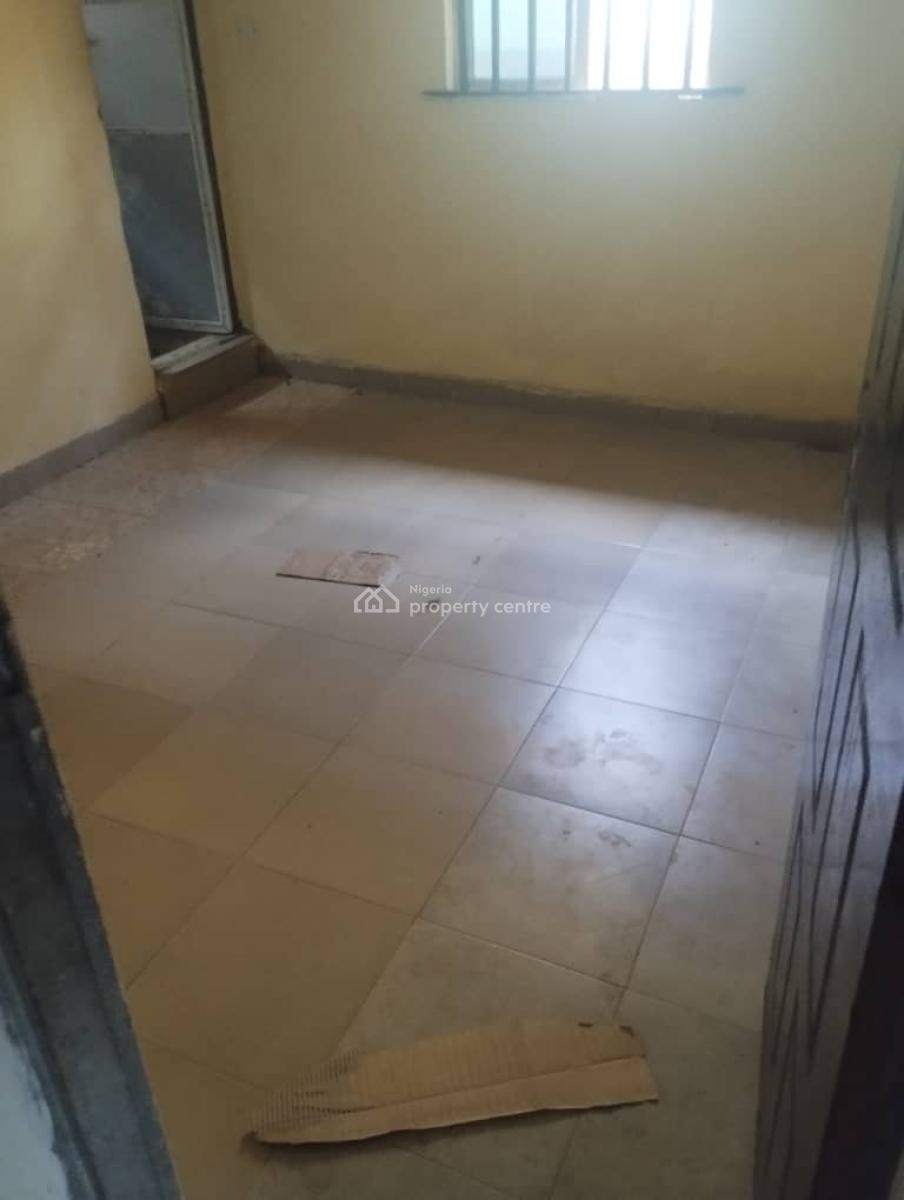 Spacious 2bedroom, Dogongada Community Behind Efab Estate Lokogoma, Lokogoma District, Abuja, Terraced Bungalow for Rent