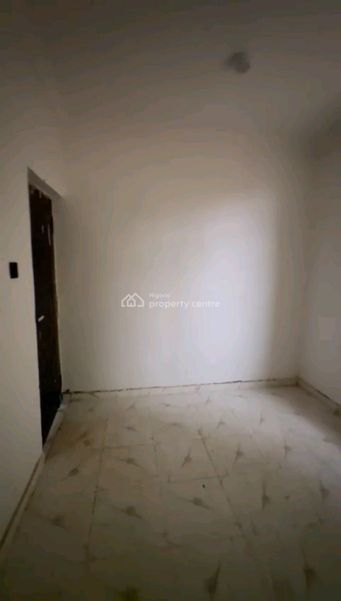 a Standard and Spacious Miniflat, Groundfloor with 2toilets and Bath, Off Pedro Road, Shomolu, Lagos, Mini Flat (room and Parlour) for Rent
