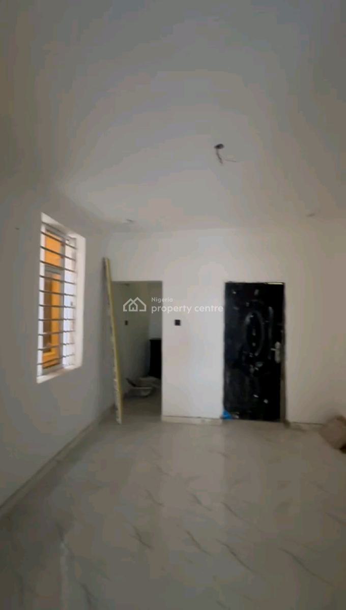 a Standard and Spacious Miniflat, Groundfloor with 2toilets and Bath, Off Pedro Road, Shomolu, Lagos, Mini Flat (room and Parlour) for Rent