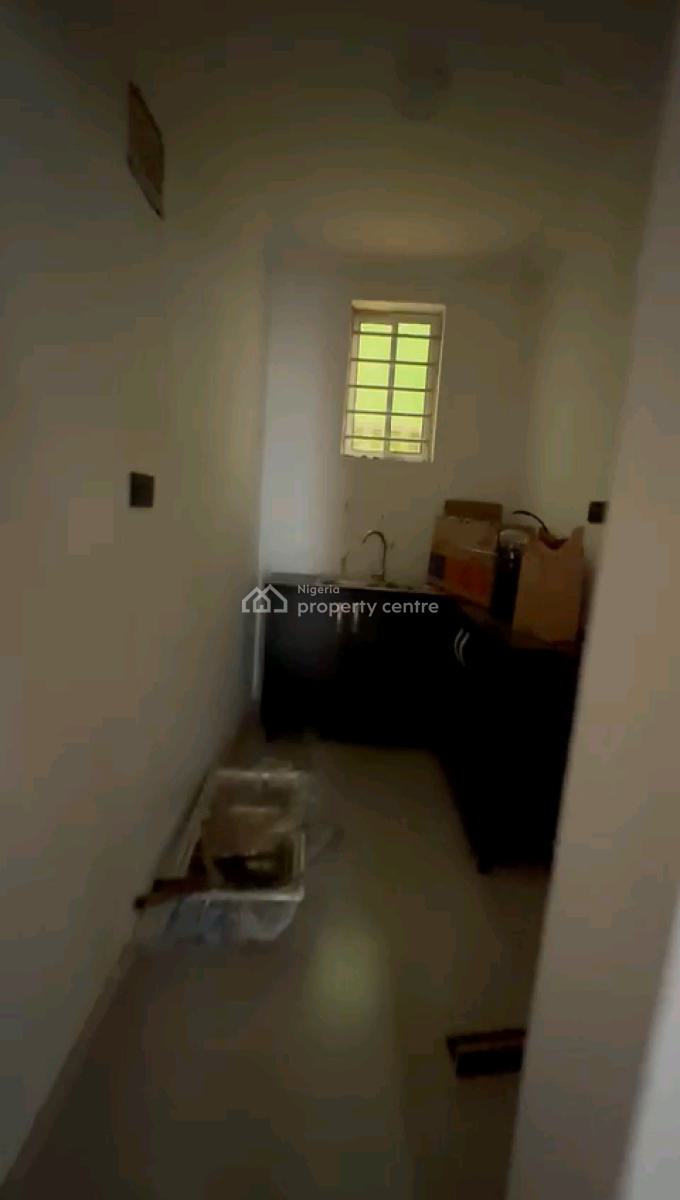 a Standard and Spacious Miniflat, Groundfloor with 2toilets and Bath, Off Pedro Road, Shomolu, Lagos, Mini Flat (room and Parlour) for Rent