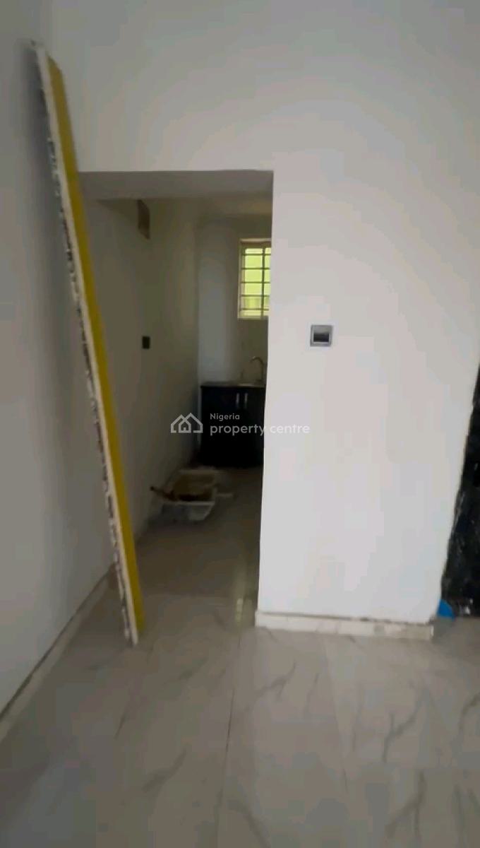 a Standard and Spacious Miniflat, Groundfloor with 2toilets and Bath, Off Pedro Road, Shomolu, Lagos, Mini Flat (room and Parlour) for Rent