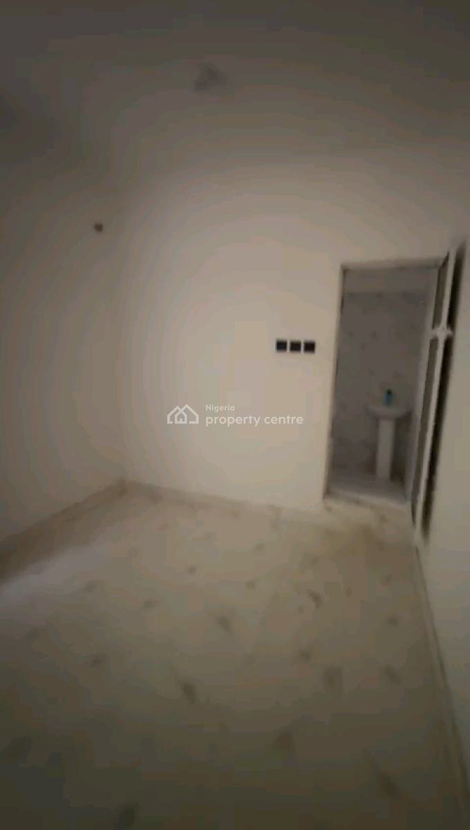 a Standard and Spacious Miniflat, Groundfloor with 2toilets and Bath, Off Pedro Road, Shomolu, Lagos, Mini Flat (room and Parlour) for Rent
