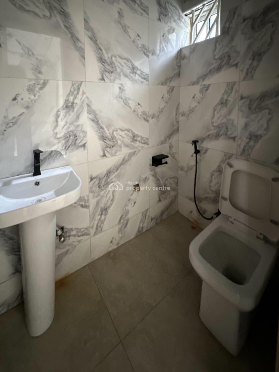 2 Bedroom Apartment, Ajah, Lagos, Flat / Apartment for Sale