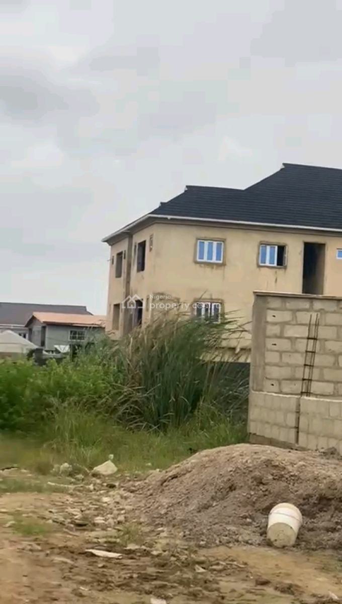 Description: a Bareland Measuring *(672,010 Sqmts)* in a Well Secured, Prince Idris Street, Oworonshoki, Shomolu, Lagos, Mixed-use Land for Sale