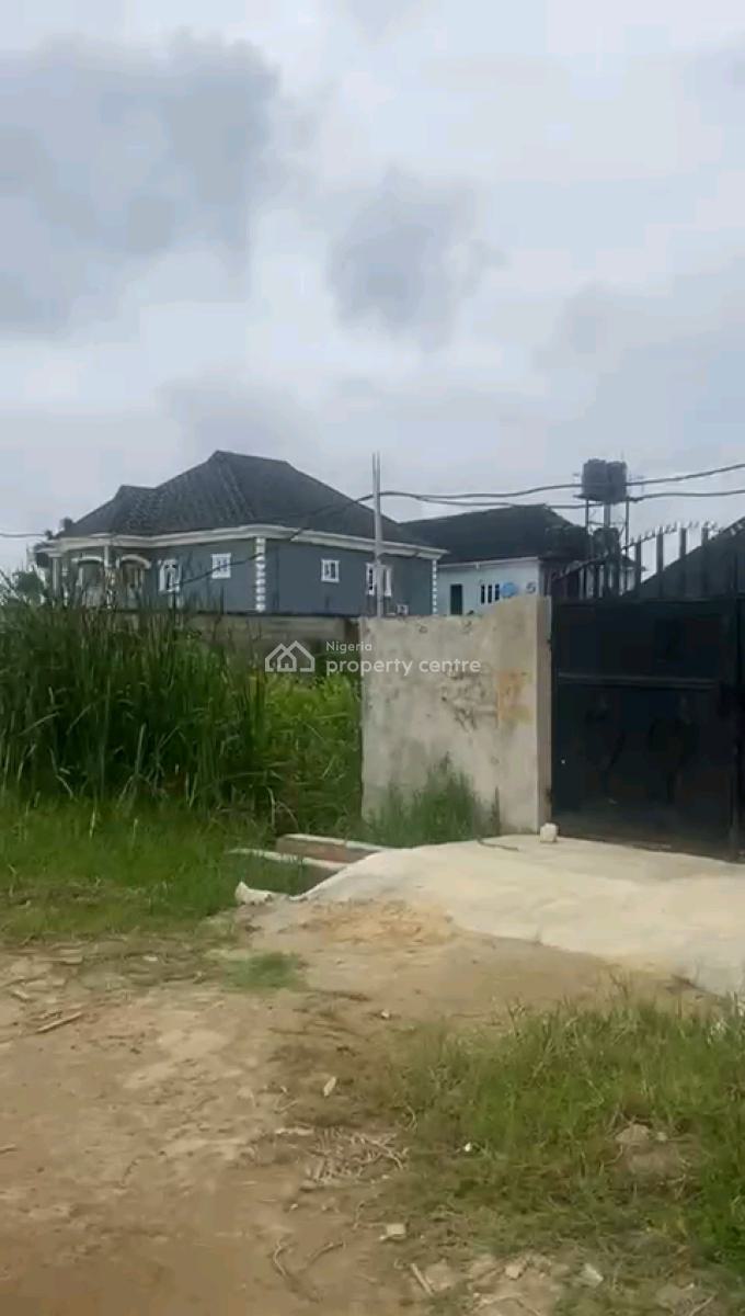 Description: a Bareland Measuring *(672,010 Sqmts)* in a Well Secured, Prince Idris Street, Oworonshoki, Shomolu, Lagos, Mixed-use Land for Sale