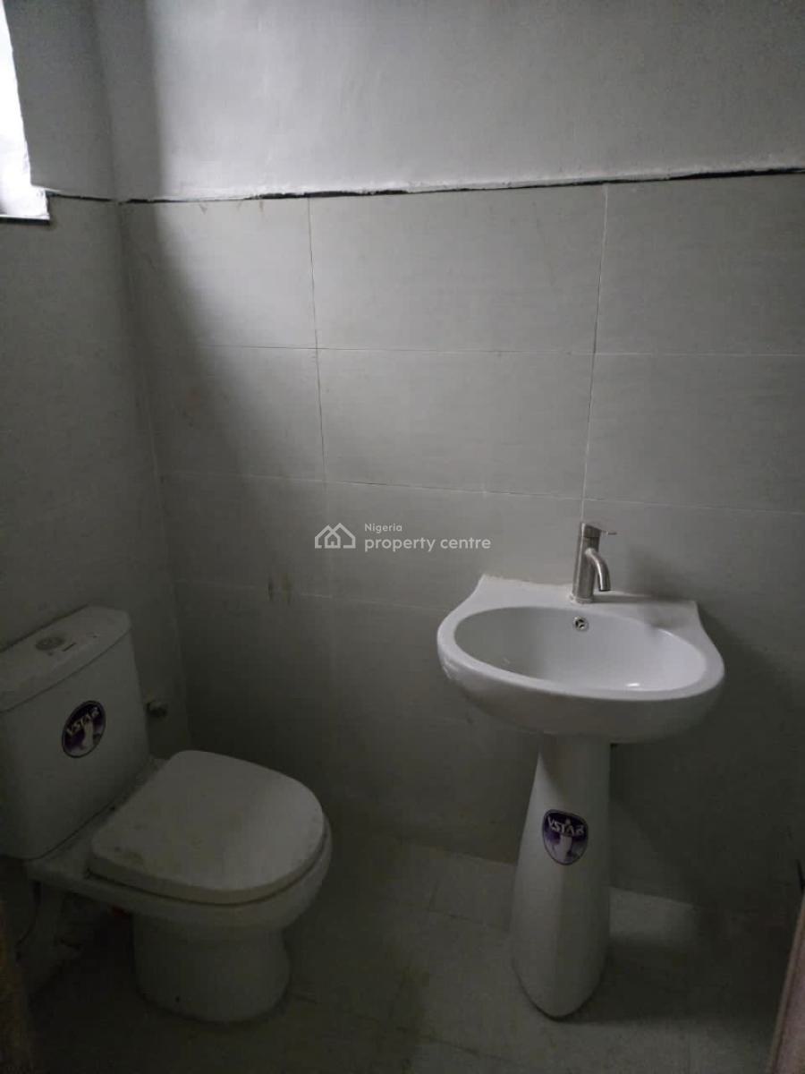 4 Bedroom Semi Detached with Bq, Vgc, Vgc, Lekki, Lagos, Semi-detached Duplex for Sale
