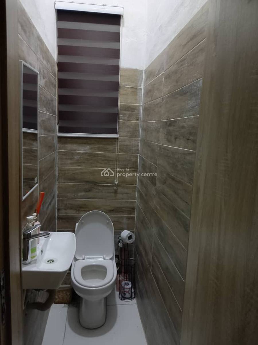 4 Bedroom Terrace Duplex, Vgc, Lekki, Lagos, Semi-detached Duplex for Sale