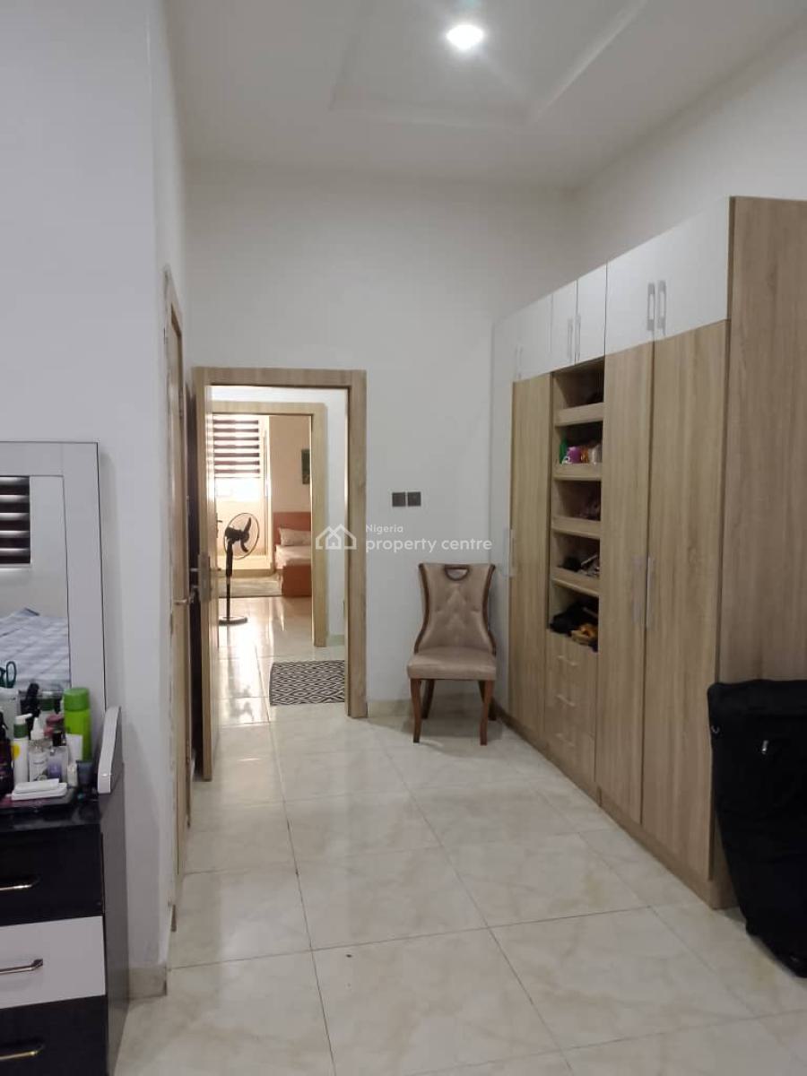 4 Bedroom Terrace Duplex, Vgc, Lekki, Lagos, Semi-detached Duplex for Sale