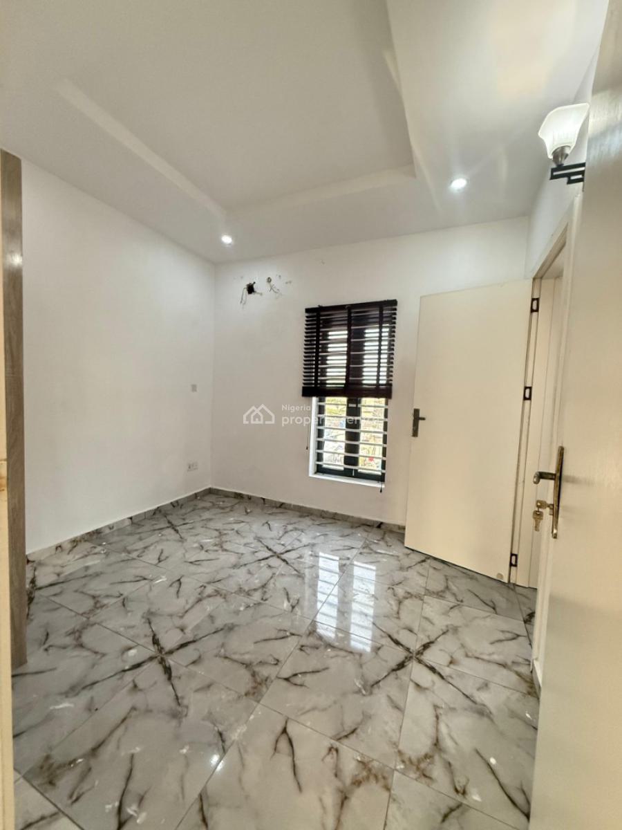 Miniflat with Personal Balcony and Sharing Kitchen with 1 Person, Conservation, Lekki, Lagos, Mini Flat (room and Parlour) for Rent