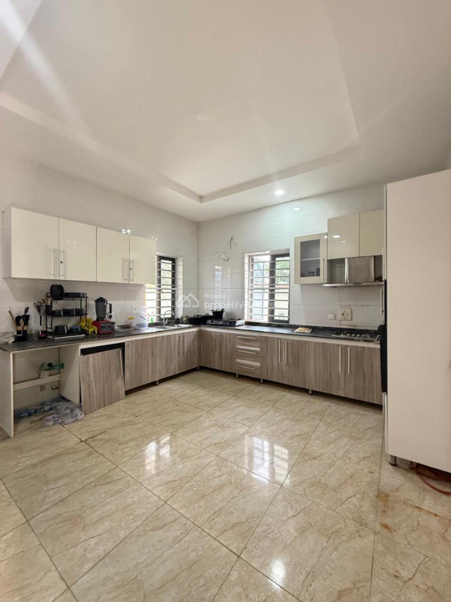 Miniflat with Personal Balcony and Sharing Kitchen with 1 Person, Conservation, Lekki, Lagos, Mini Flat (room and Parlour) for Rent