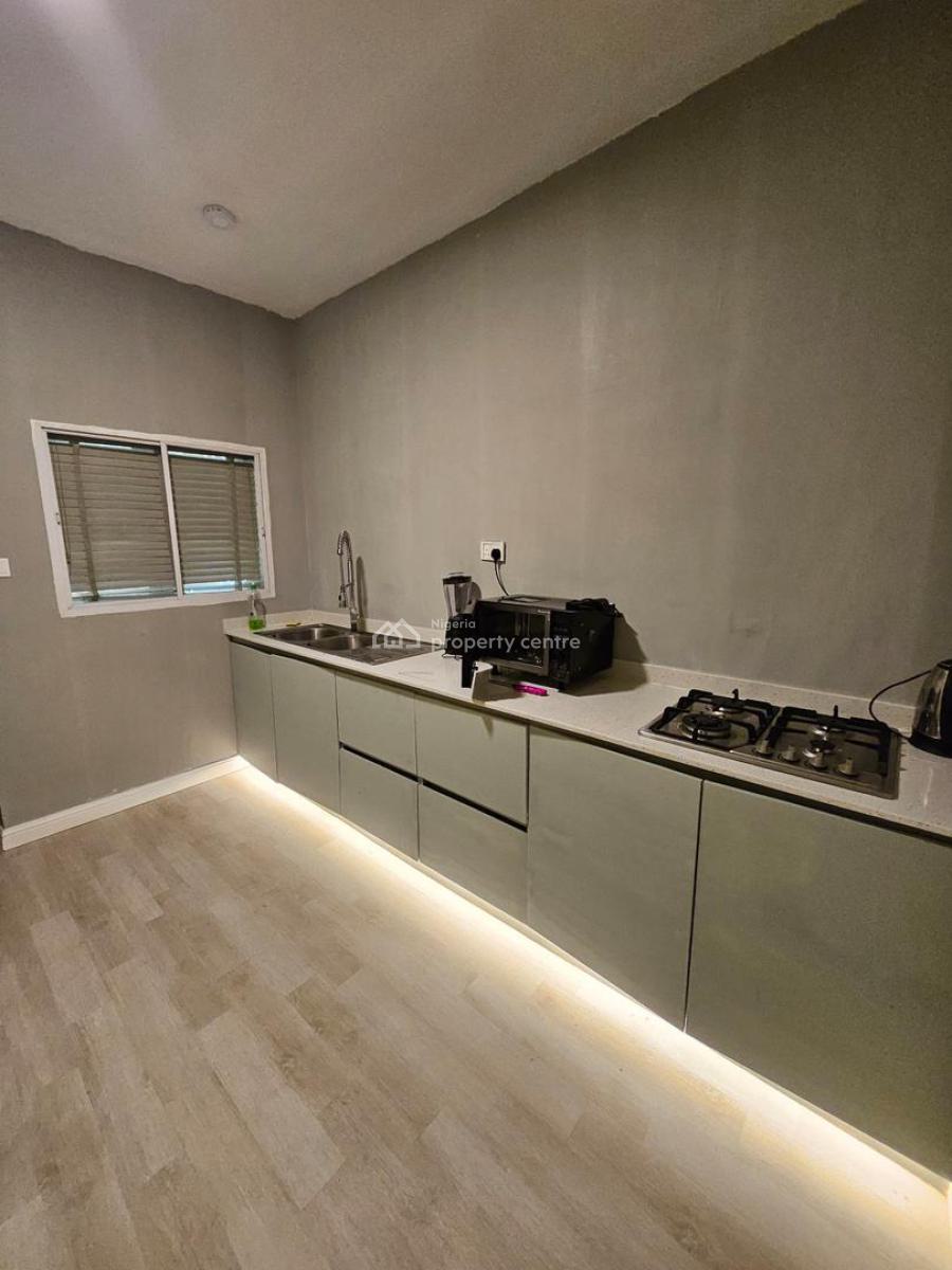 Aesthetically Pleasing 2 Bedroom Apartment in a Nice Estate, Lekki Phase 1, Lekki, Lagos, Terraced Duplex for Sale