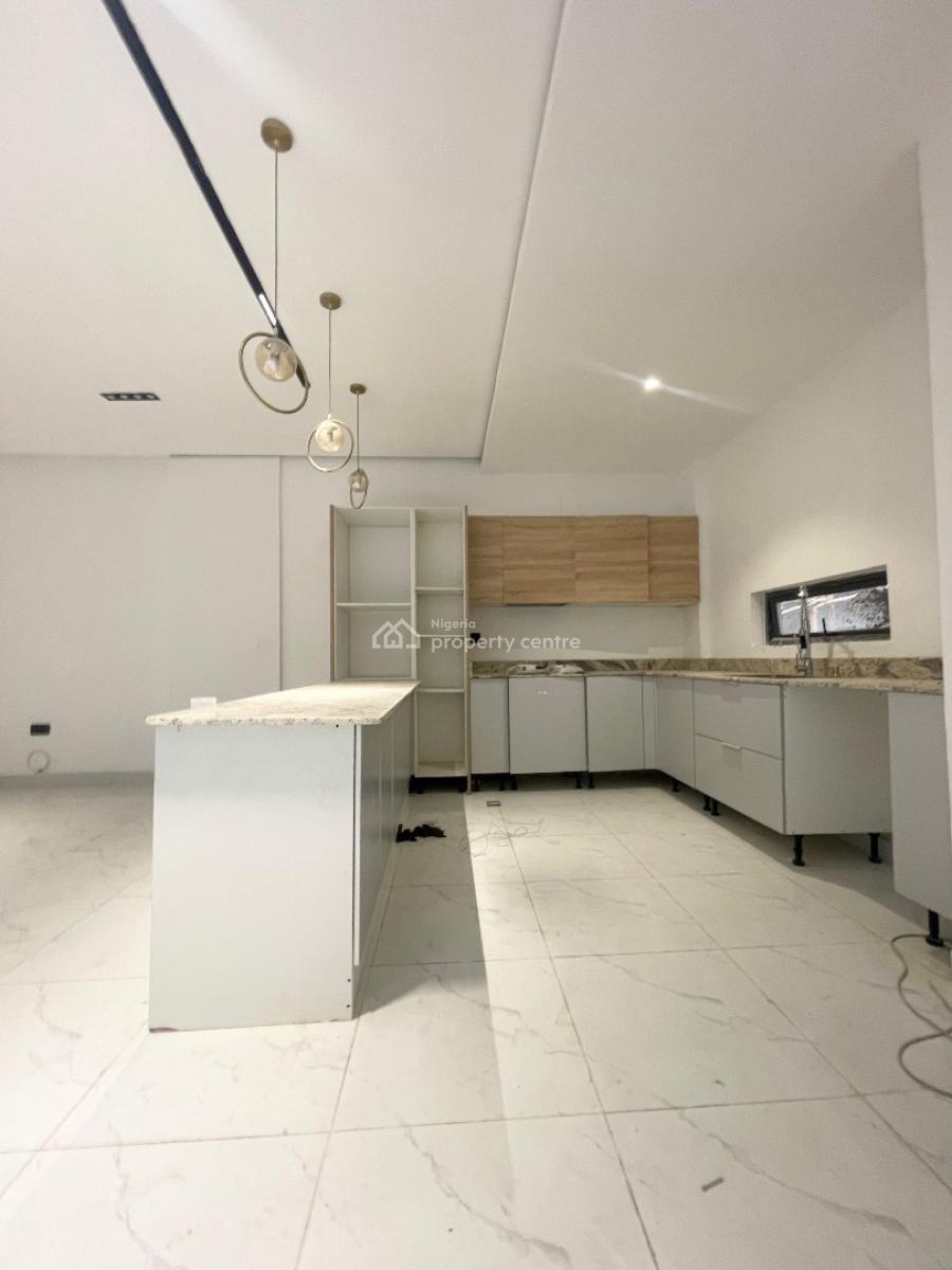 2 Bedroom Maisonnete, Lekki Phase 1, Lekki, Lagos, House for Rent