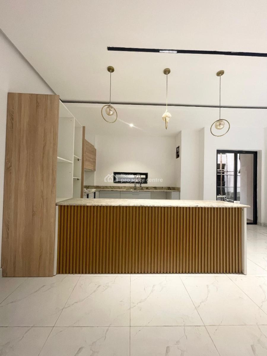 2 Bedroom Maisonnete, Lekki Phase 1, Lekki, Lagos, House for Rent