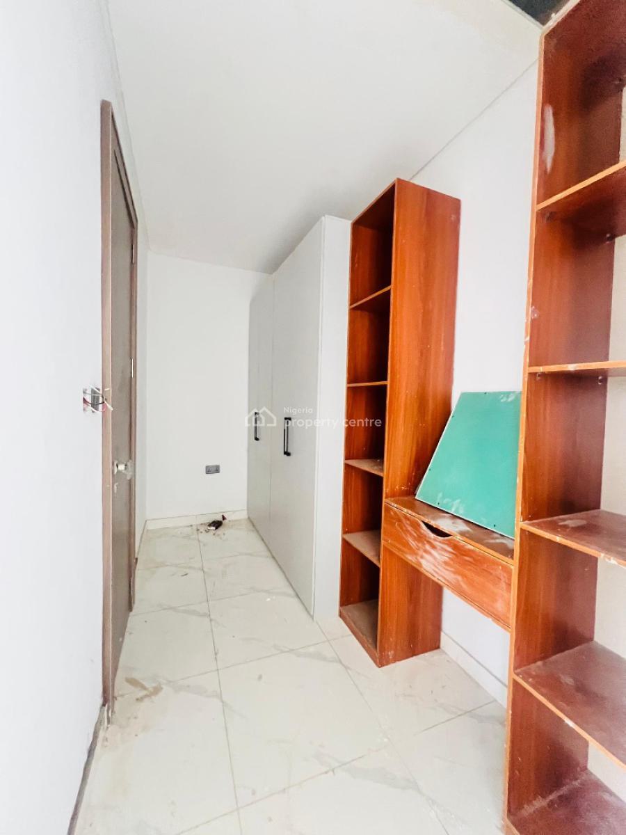 Luxury 4 Bedroom Terraced Duplex in a Serene Estate with Nice Feature, Phase 2, Ogudu, Lagos, House for Sale