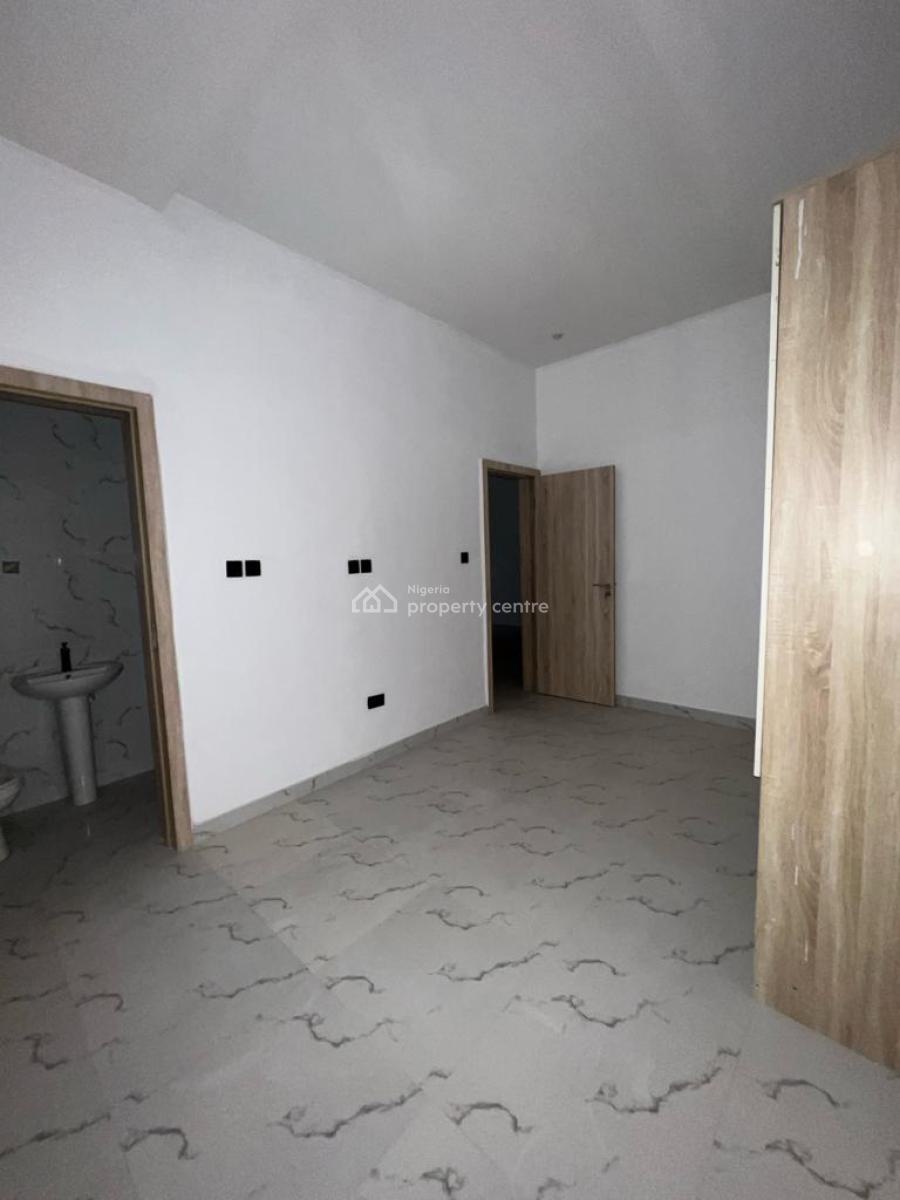 Sharp Lovely Shared Apartment Inside 4 Bedroom Duplex, Orchid Drive, Royal Pine Estate, Lekki, Lagos, Terraced Duplex for Rent