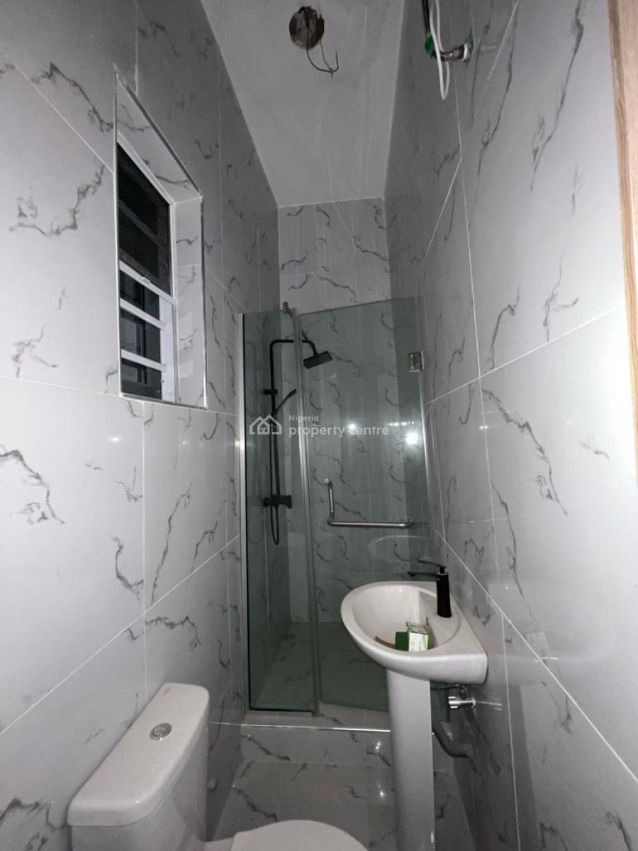 Sharp Lovely Shared Apartment Inside 4 Bedroom Duplex, Orchid Drive, Royal Pine Estate, Lekki, Lagos, Terraced Duplex for Rent