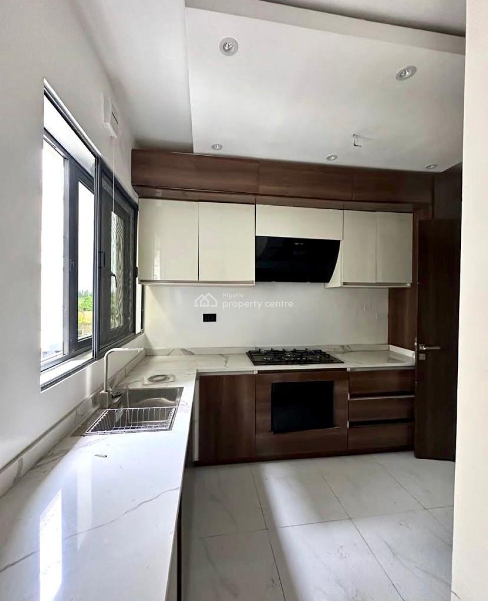 Brand New 2 Bedroom Apartment, Lekki Phase 1, Lekki, Lagos, Flat / Apartment for Rent