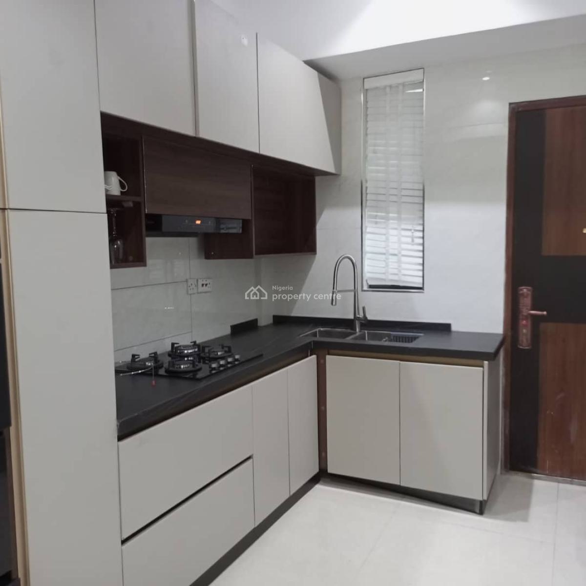 Exquisite 3 Bedroom Apartment with a Room Bq, Old Ikoyi, Ikoyi, Lagos, Flat / Apartment for Rent
