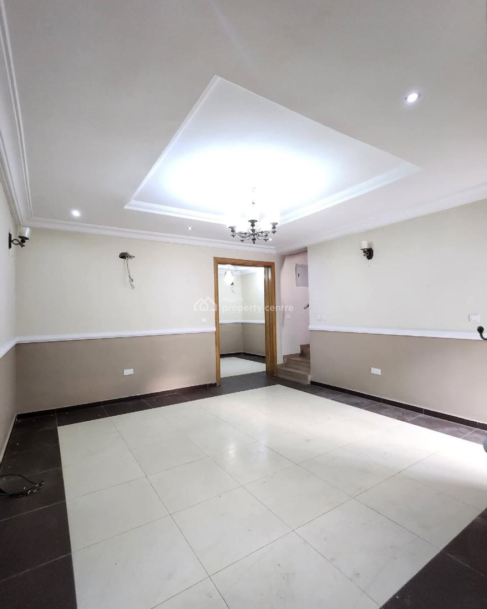 Spacious 4-bedroom Terrace Duplex, Osapa, Lekki, Lagos, Terraced Duplex for Rent