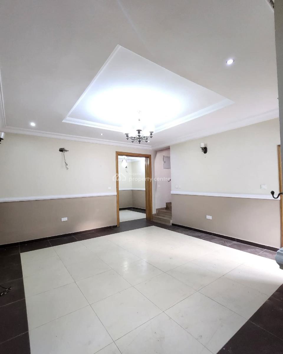 Spacious 4-bedroom Terrace Duplex, Osapa, Lekki, Lagos, Terraced Duplex for Rent