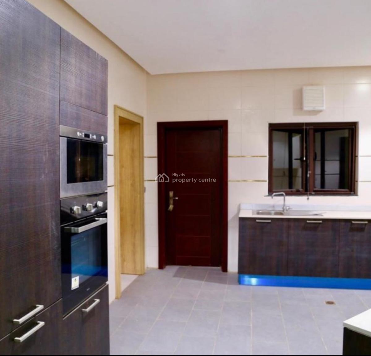 Mini Estate, Garki, Abuja, Hotel / Guest House for Sale