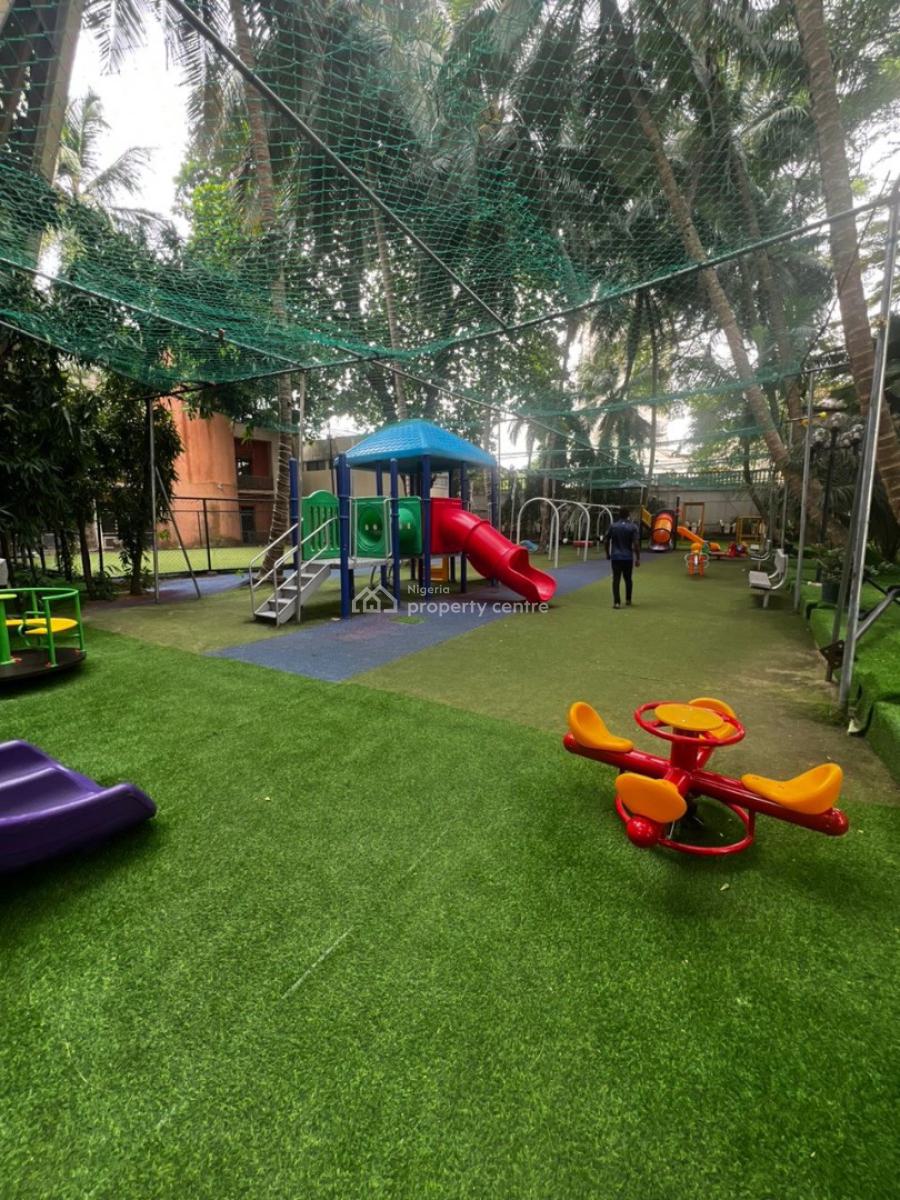 Lovely 3 Bedrooms with a Bq, Ikoyi, Lagos, Flat / Apartment for Rent