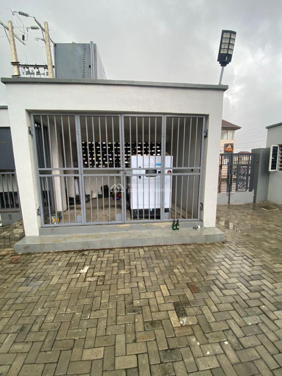 Luxurious Standard Built Massive Master Bedroom, Mobil Road, Ilaje, Ajah, Lagos, Flat / Apartment for Sale