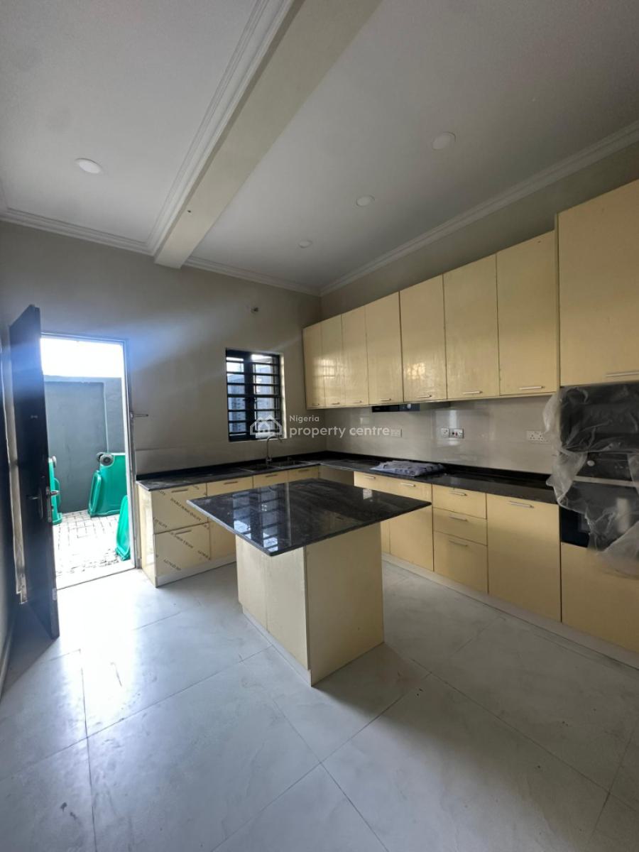 2 Bedroom Apartment, Lekki, Lagos, Flat / Apartment for Sale
